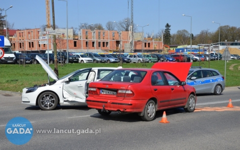 Zderzenie aut osobowych