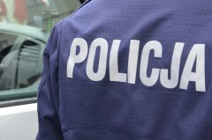 Uderzali pięściami i&nbsp;kopali poszkodowanego