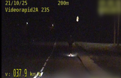 13 - latek "pędził" hulajnogą elektryczną