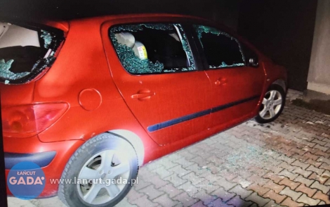 Uszkodził auto