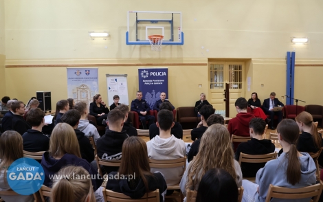 Debata o&nbsp;cyberprzemocy
